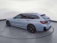Gebraucht BMW 320 Performance 184 PS (135 kW) 2025 Grau Kombi