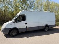 Second-hand Iveco Daily 126 CP (92 kW) 2011 Alb Van