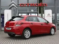 Gebraucht Citroën C4 PureTech 131 PS (96 kW) 2015 Babylonerot Limousine
