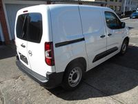 Gebraucht Opel Combo Edition 102 PS (75 kW) 2022 Weiß Van / Kleinbus