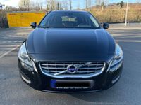 gebraucht Volvo V60 D3 Momentum - Navi, Multimedia, Xenon