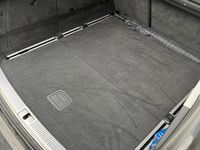 Gebraucht Audi A6 Comfort 320 PS (235 kW) 2012 Schwarz Kombi