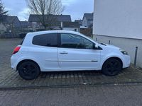 Gebraucht Renault Clio II Dynamique 75 PS (55 kW) 2009 Limousine