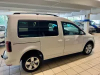 Gebraucht VW Caddy Comfortline 150 PS (110 kW) 2017 Candyweiß Van / Kleinbus