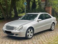 Gebraucht Mercedes E200 163 PS (119 kW) 2004 Silber Limousine