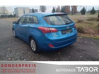 Gebraucht Hyundai i30 Trend 110 PS (80 kW) 2017 Ara blue Kombi