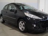 Gebraucht Peugeot 207 Tendance 73 PS (53 kW) 2011 Schwarz Limousine