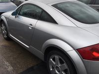 Second-hand Audi TT 180 CP (132 kW) 1998 Gri Coupe