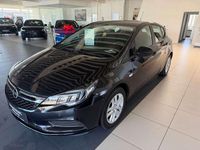 Gebraucht Opel Astra Edition 105 PS (77 kW) 2015 Schwarz Limousine