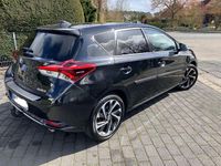 Gebraucht Toyota Auris 116 PS (85 kW) 2016 Schwarz Limousine