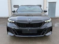 Gebraucht BMW 540 M Sport 303 PS (222 kW) 2025 Grau Limousine