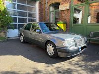 Gebraucht Mercedes E500 320 PS (235 kW) 1993 Grau Limousine