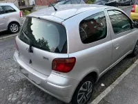 Gebraucht Toyota Yaris 65 PS (47 kW) 2004 Silber Kleinwagen