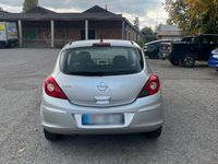 Second-hand Opel Corsa 60 CP (44 kW) 2006 Argintiu Hatchback