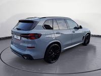 Neu BMW X5 298 PS (219 kW) 2025 Grau SUV