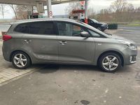 Gebraucht Kia Carens Vision 135 PS (99 kW) 2014 Titaniumsilber met. Van / Kleinbus