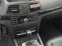 Gebraucht Mercedes E200 AMG line 184 PS (135 kW) 2012 Schwarz Cabrio