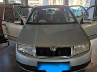 Gebraucht Skoda Fabia 75 PS (55 kW) 2004 Silber Kleinwagen