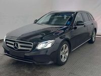 Gebraucht Mercedes E200 Avantgarde 184 PS (135 kW) 2017 Obsidianschwarz Kombi