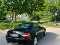 Second-hand Mercedes SLK200 204 CP (150 kW) 2007 Negru Cabrio