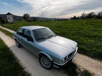 gebraucht BMW 323 i E30