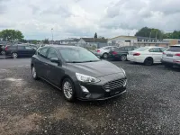 Gebraucht Ford Focus Titanium 125 PS (91 kW) 2019 Braun Limousine