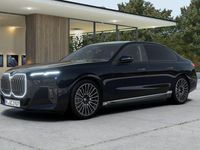 Gebraucht BMW 740 M Sport 286 PS (210 kW) 2025 M carbonschwarz (schwarz) Limousine