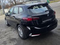 Gebraucht BMW 220 Active Tourer Performance 170 PS (125 kW) 2022 Schwarz Van / Kleinbus