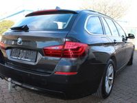 Gebraucht BMW 520 190 PS (139 kW) 2016 Grau Kombi