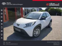 Gebraucht Toyota Aygo X X-play 72 PS (52 kW) 2022 Schneeweiß SUV