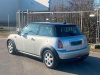 Gebraucht Mini Cooper 120 PS (88 kW) 2006 Silber Kleinwagen