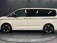 Second-hand VW Multivan Style 204 CP (150 kW) 2023 Alb Monovolum