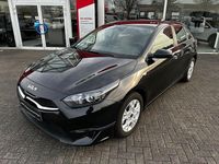 Gebraucht Kia Ceed Comfort 140 PS (102 kW) 2024 Schwarz Kleinwagen