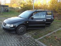 Gebraucht VW Passat 101 PS (74 kW) 2000 Schwarz Kombi