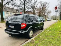 Gebraucht Chrysler Voyager 148 PS (108 kW) 2005 Schwarz Van / Kleinbus