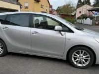 Gebraucht Toyota Verso 150 PS (110 kW) 2009 Silber Van / Kleinbus