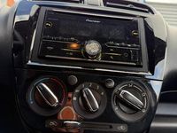 Gebraucht Mitsubishi Space Star Basis 71 PS (52 kW) 2017 Rot Kleinwagen