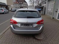Gebraucht Peugeot 308 SW Active 110 PS (80 kW) 2015 Grau Kombi