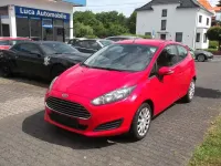 Gebraucht Ford Fiesta Trend 65 PS (47 kW) 2014 Rot Kleinwagen