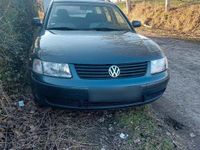 Gebraucht VW Passat 102 PS (75 kW) 1999 Grün Kombi