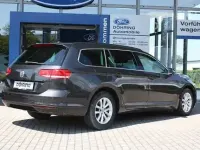 Gebraucht VW Passat Comfortline 150 PS (110 kW) 2017 Mangan grau Kombi