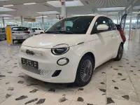 Gebraucht Fiat 500e 86 kW (118 PS) 2023 Colore esterno (arktis weiß) Kleinwagen