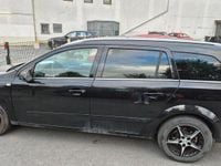 Gebraucht Opel Astra 105 PS (77 kW) 2005 Schwarz Kombi