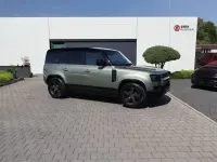 Gebraucht Land Rover Defender SE Dynamic 200 PS (147 kW) 2023 Grün SUV