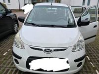 Gebraucht Hyundai i10 67 PS (49 kW) 2010 Weiß Kleinwagen