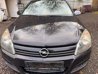 Usata Opel Astra 105 CV (77 kW) 2004 Nero Berlina