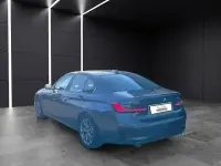Usata BMW 330e Advantage 252 CV (185 kW) 2020 Grigio Berlina