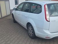 Usata Ford Focus 109 CV (80 kW) 2011 Bianco Station wagon