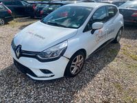Second-hand Renault Clio Expression 73 CP (53 kW) 2017 Alb Monovolum