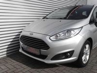 Gebraucht Ford Fiesta 80 PS (58 kW) 2016 Silber (metallic) Kleinwagen